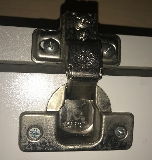 cabinet hinge