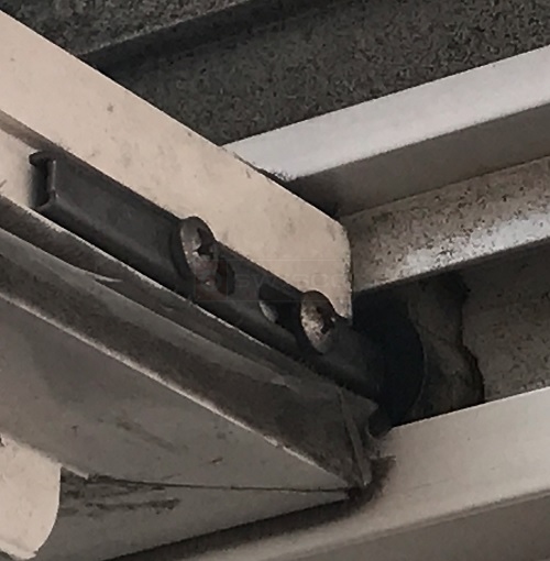 pivot bar