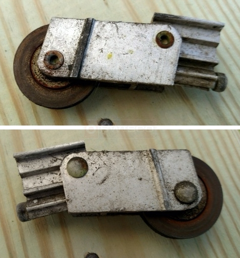 Sliding door rollers