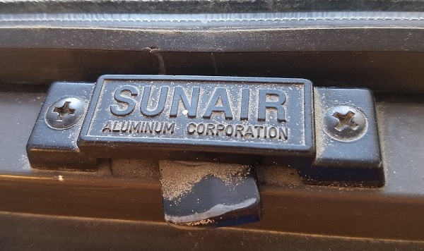 sash lock