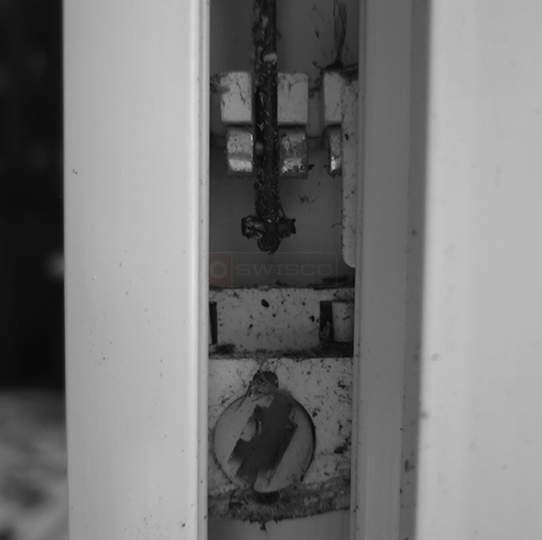 User submitted a photo of window hardware.