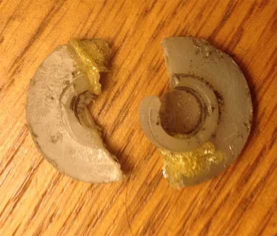 User submitted image of their window hardware.