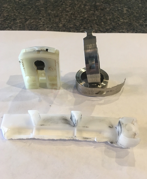 User submitted image of their window hardware.