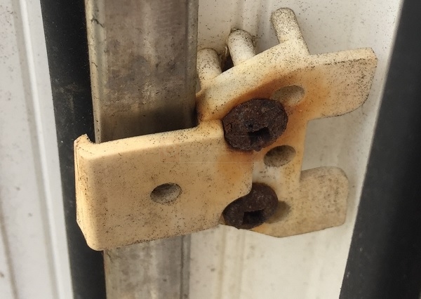 locking rod