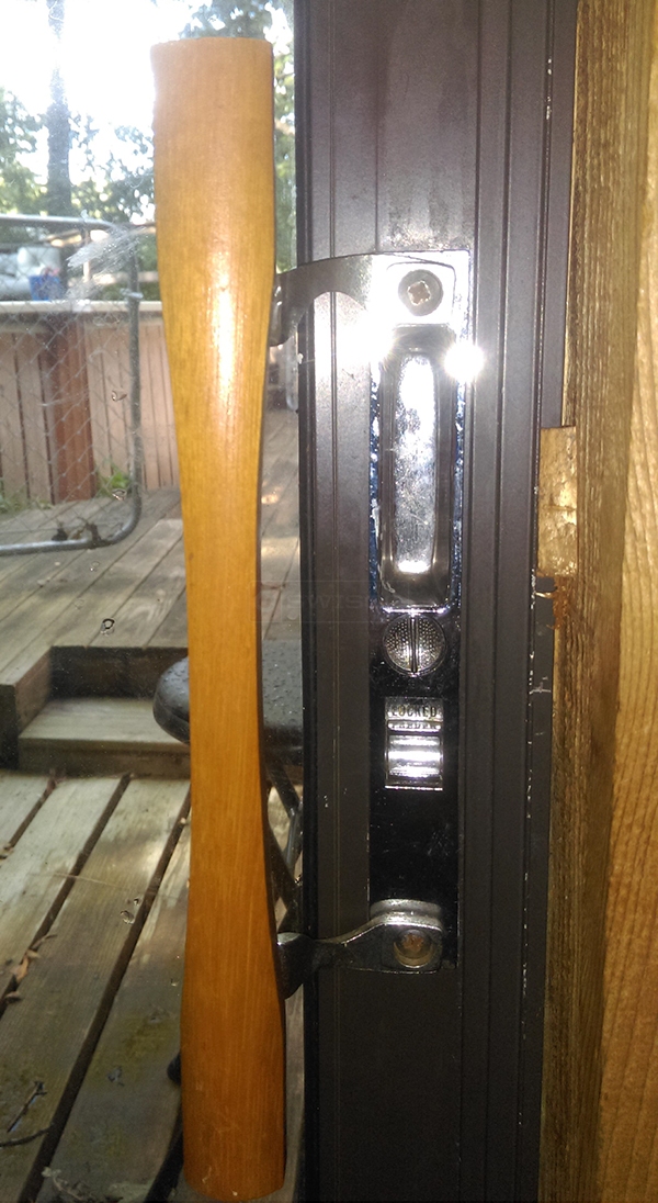 User submitted photos of a patio door handle.