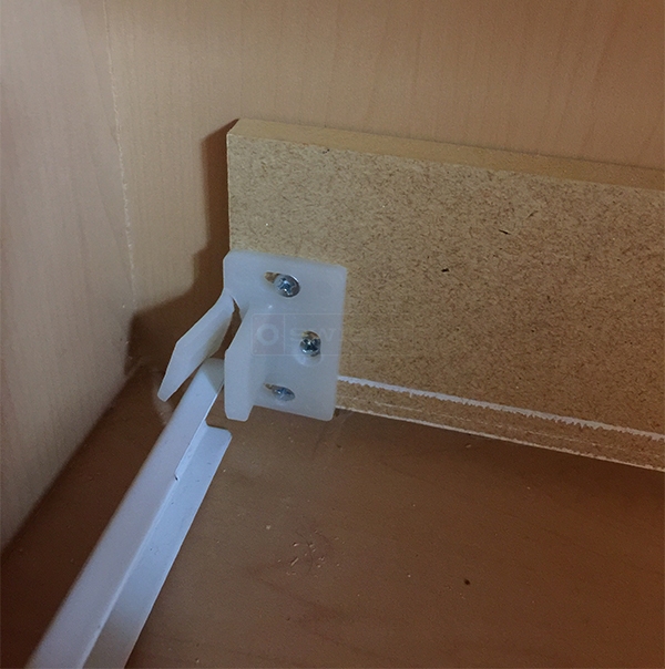 User submitted photos of drawer hardware.