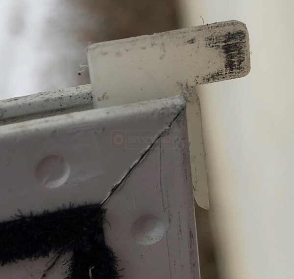screen frame clip
