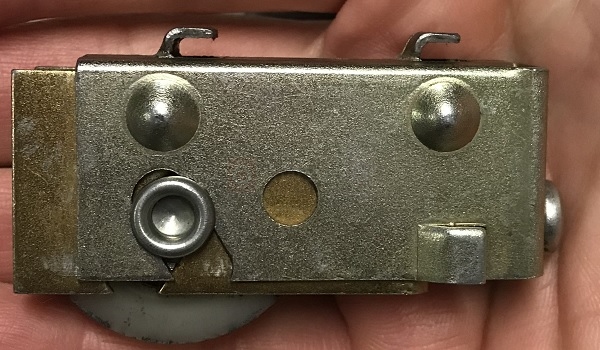 closet door roller