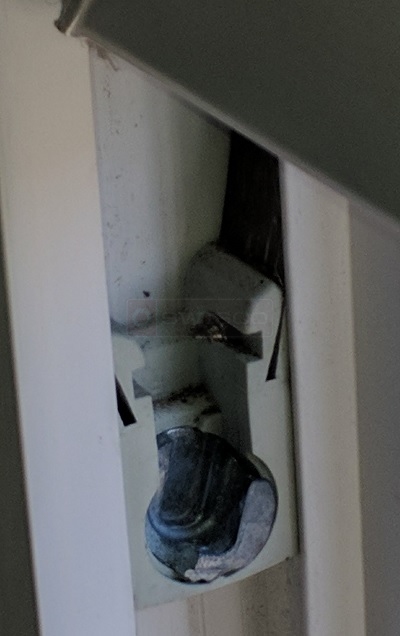 pivot shoe