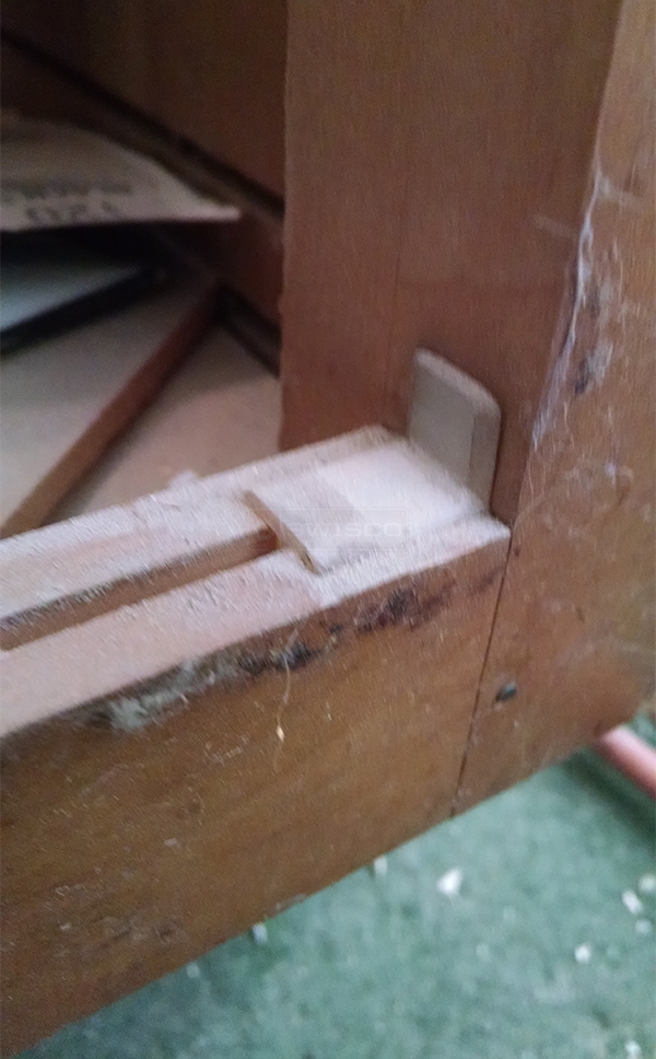 User submitted photos of drawer hardware.