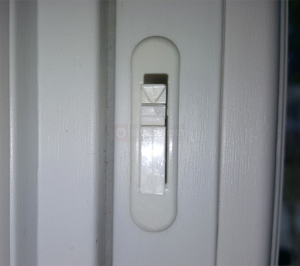 User submitted photos of a vent lock.