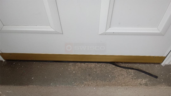 User submitted photos of a door sweep.