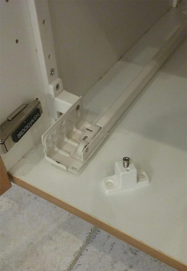 User submitted photos of drawer hardware.