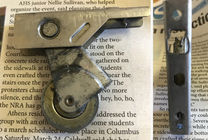 Sliding screen door roller