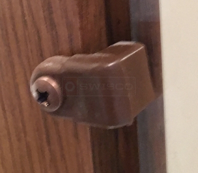 Plastic shelf bracket