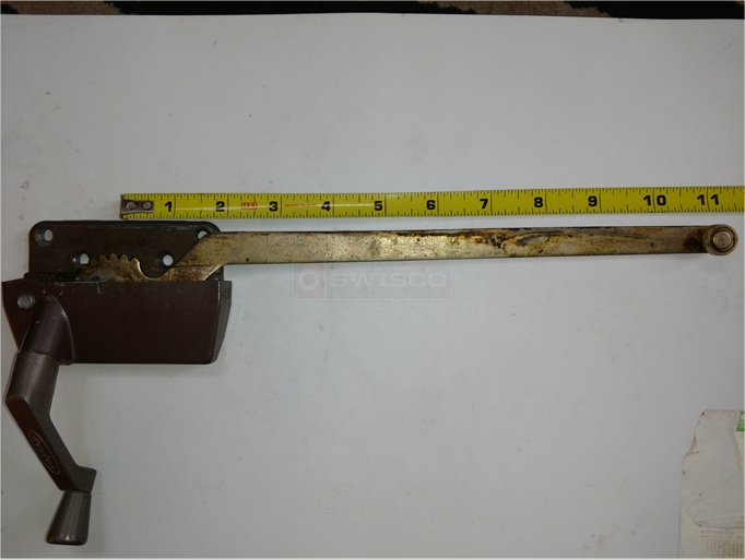 User submitted image of their window hardware.