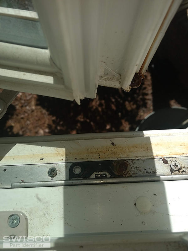 bottom slide - hinge point