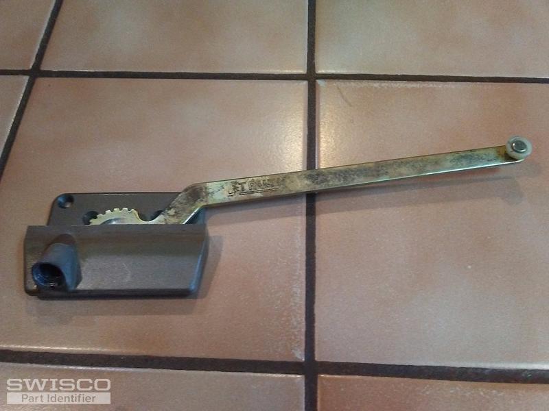 #45035-RH casement crank w: arm