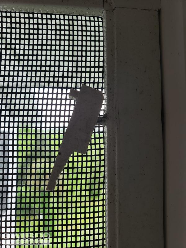 levered spring pins for window screens