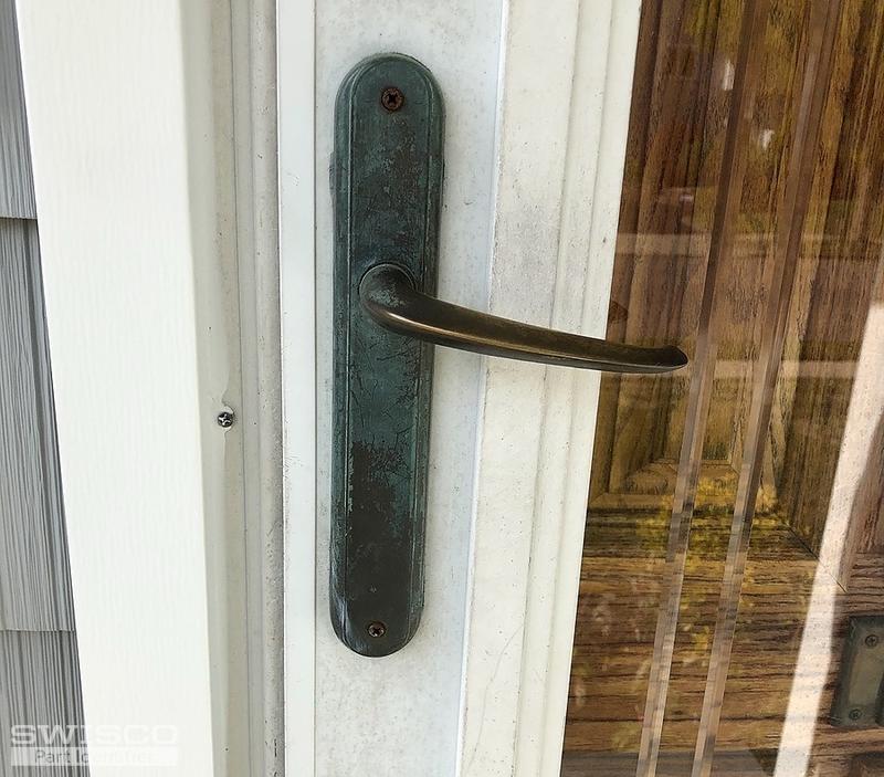 Replacement door handle for storm door