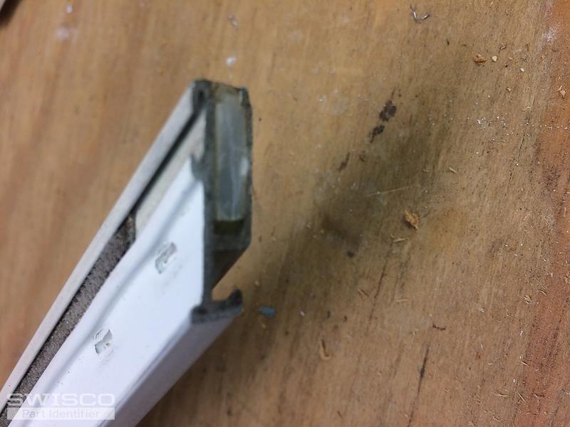 Seasonall screen mitred corner track