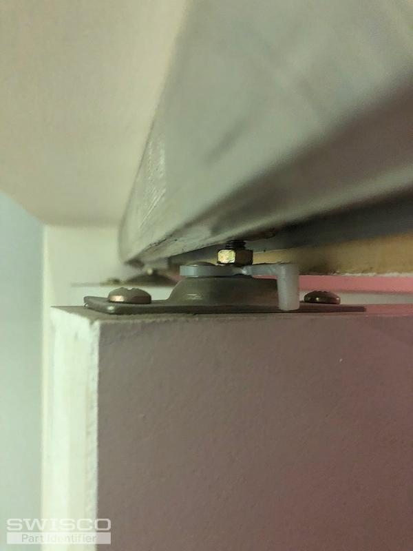 ensuite bi-fold closet door photo 4