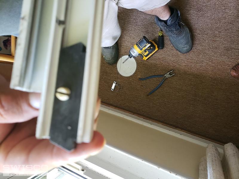 Internal Tilt Latch Installed