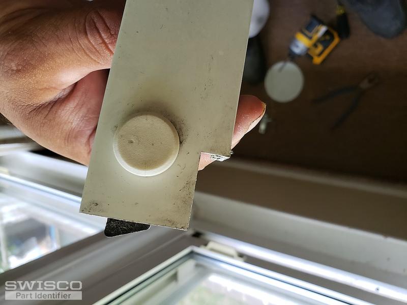 Internal Tilt Latch Release Lever