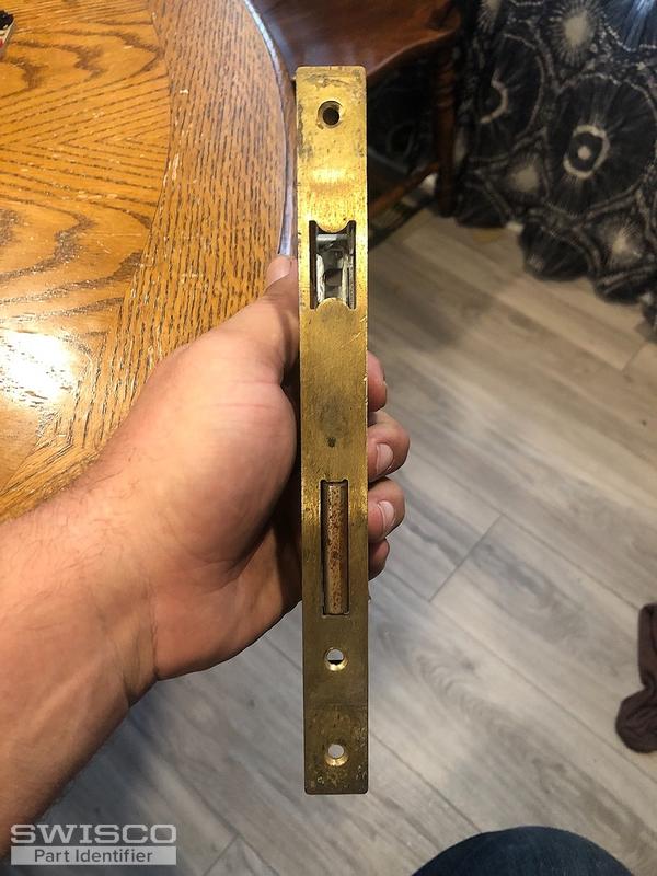 Screen door handle assembly