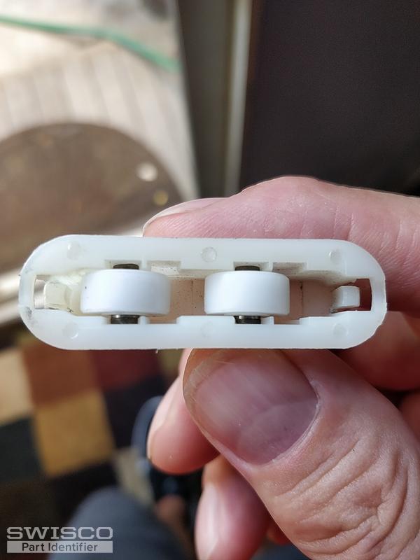 IWC positive action vinyl window latch