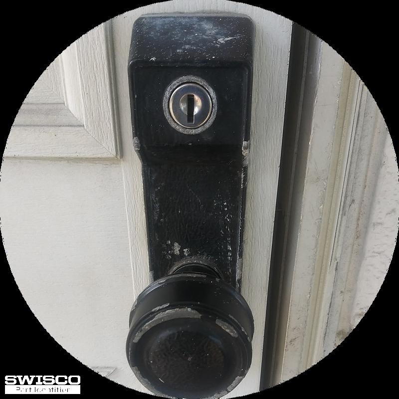 Storm door hardware w/keyed lock & knob