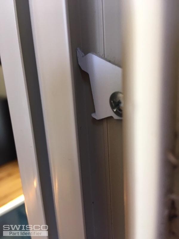 1 - Mounting bracket, Left side, springs unattache