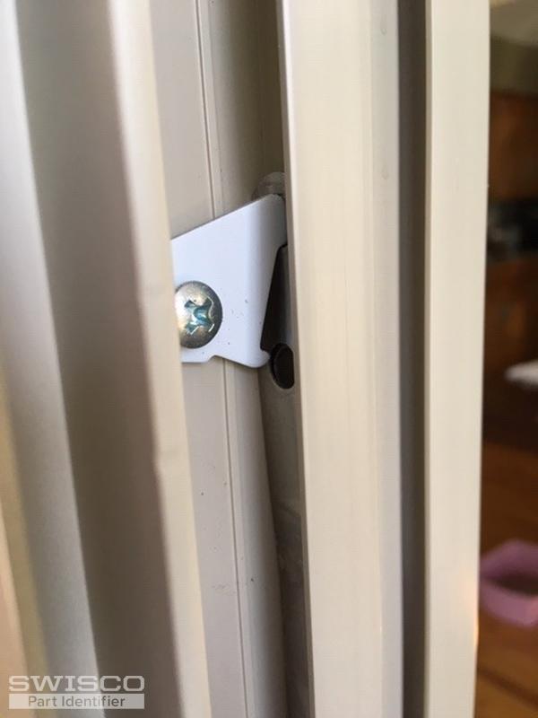 2 - Mounting bracket, Right side, with coil spring