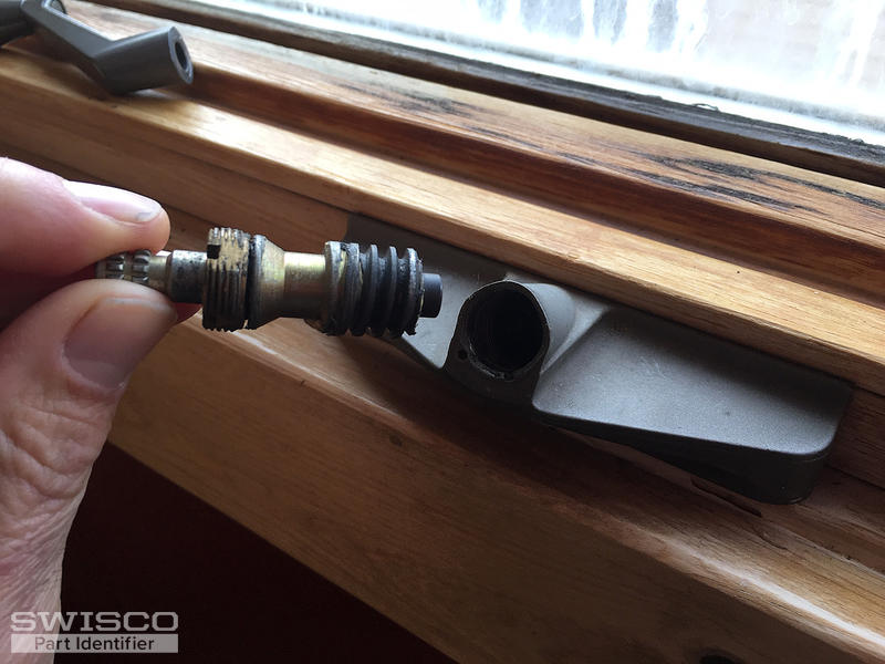 Awning operator crank mechanism