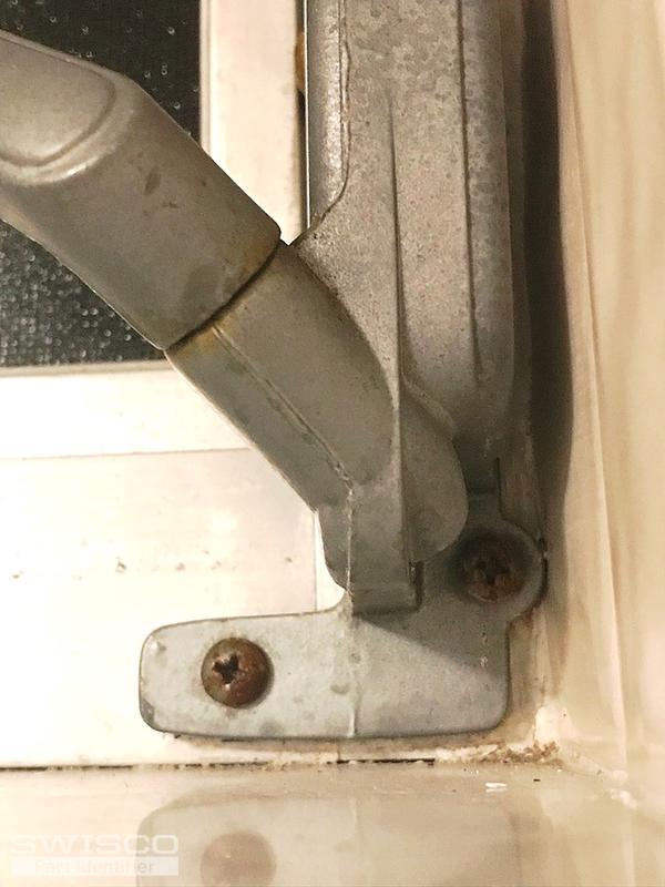Small bathroom window crank