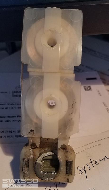 front view of left 5 lb window tilt lash