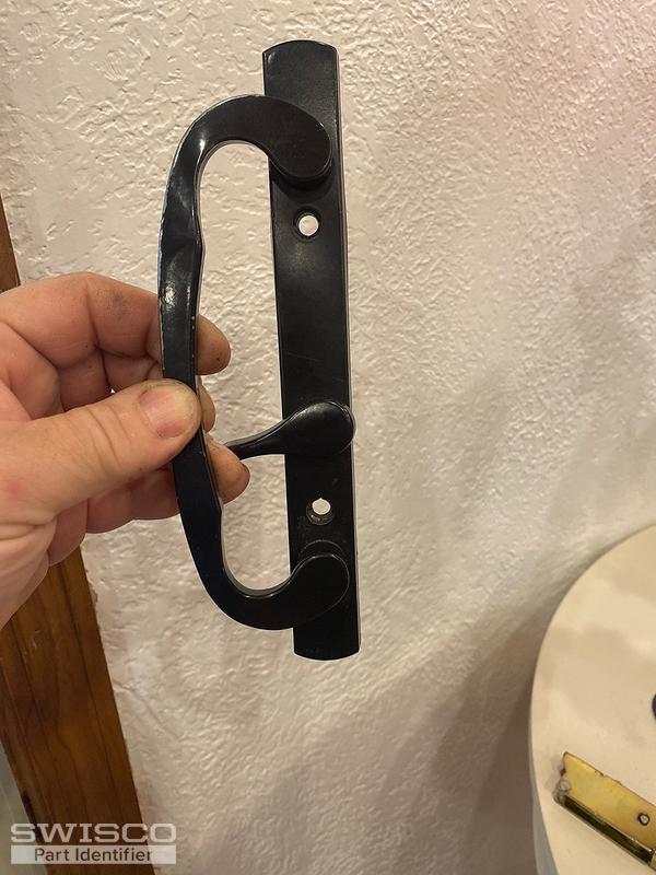 Broken lock on sliding door handle