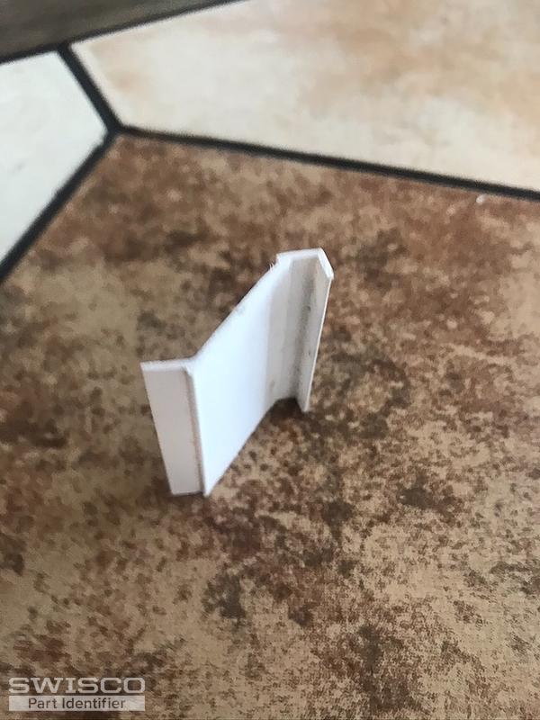 Window screen clips, 1 1/2" X 1 1/4" white