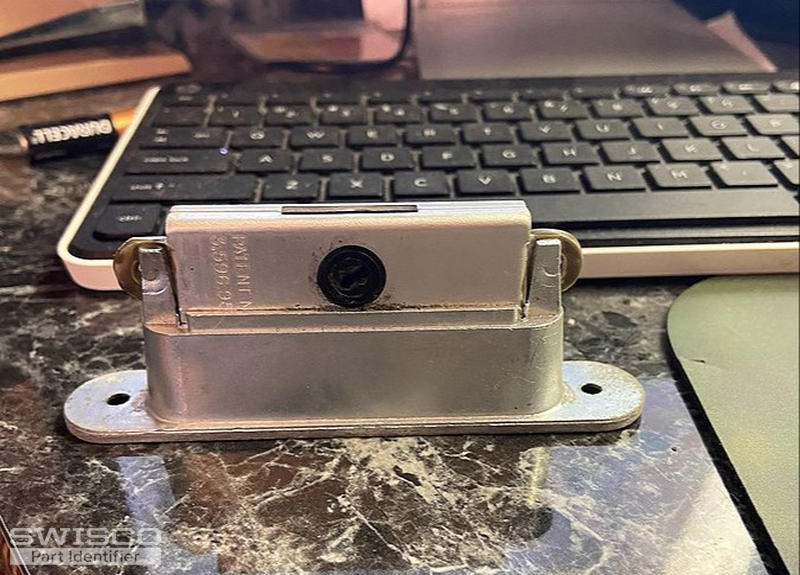 LATCH03