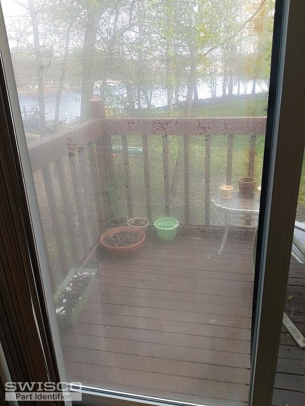 Seal leak on the fixed door sliding glass doors