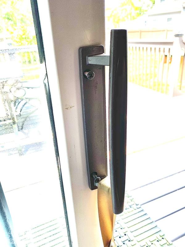 3 pane sliding patio door lock