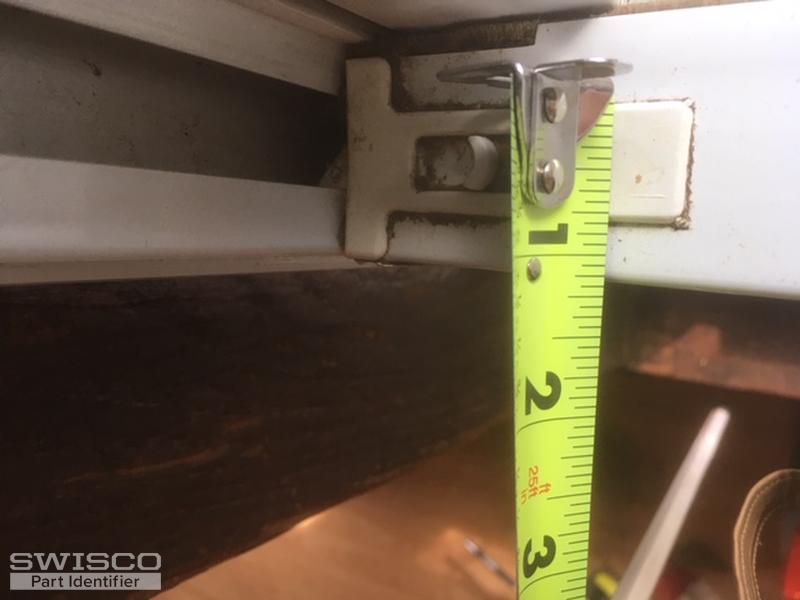 Tilt latch photo - 2