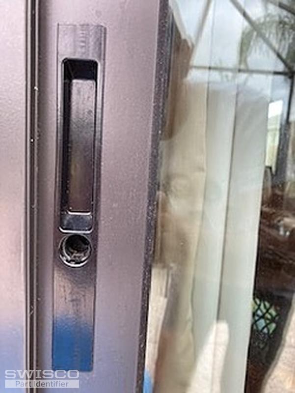 handle with plug missing
