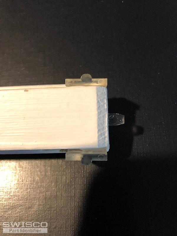 Window grid retainer clips