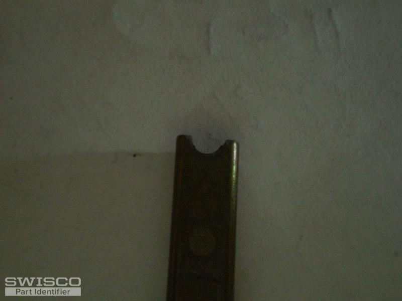 Pivot bar with the number 3 on it