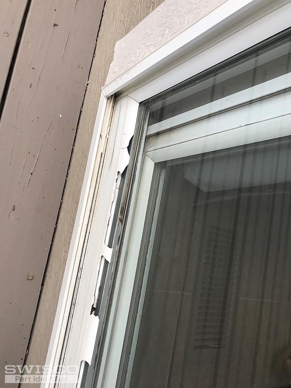 Glazing bead for vinyl sliding door