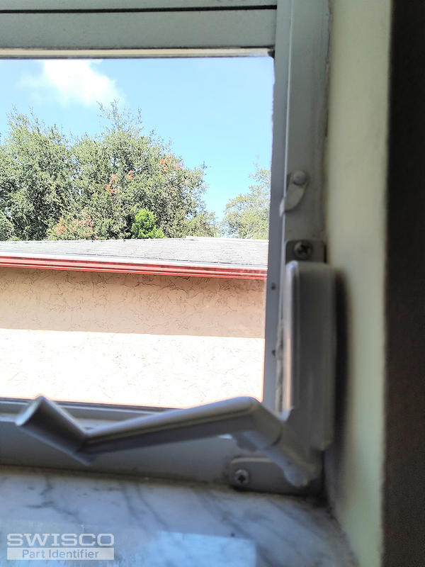 Right Side, Window Hardware