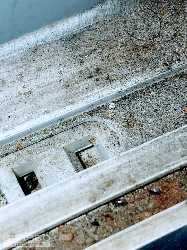 sash clip two