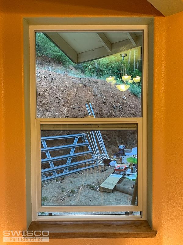 Certainteed? Single hung side load window. Balance 25 3 (BSI)