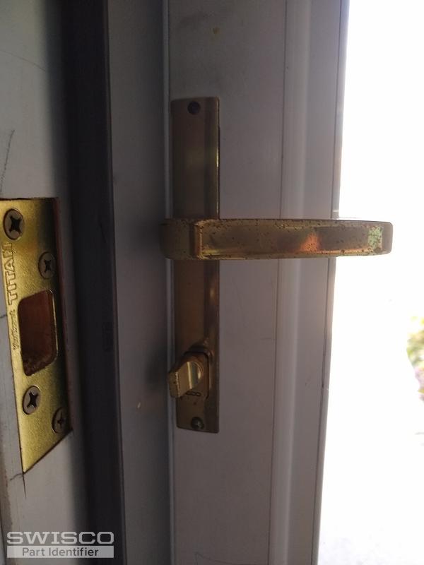 Larson Door Handle